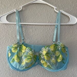 Victoria's Secret Blue Bra with Lemon Embroidery